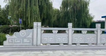 怀化 芝麻灰桥栏杆、河道栏杆安装效果