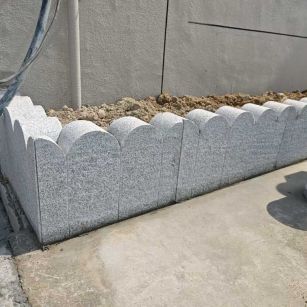 怀化 芝麻白花岗岩花边石铺装效果图