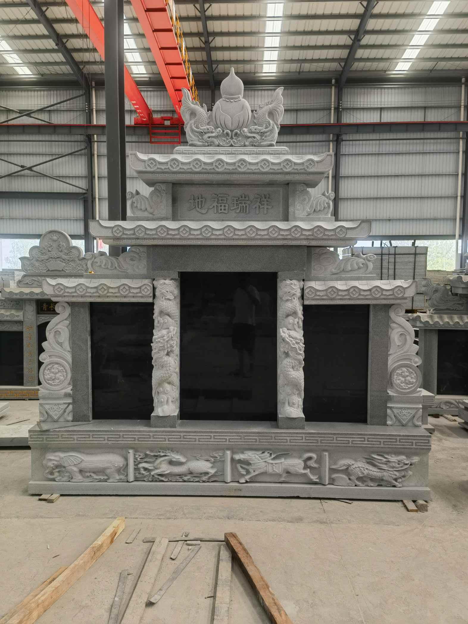 怀化 芝麻灰高档墓碑、土墓，一套也支持定做