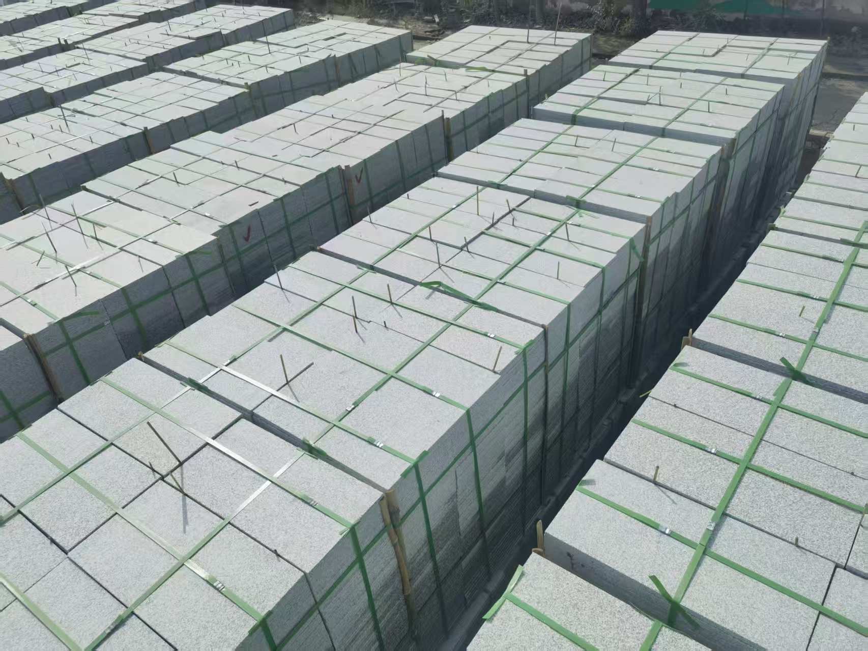 怀化 芝麻白1.8公分火烧300*600地铺，清仓大甩卖