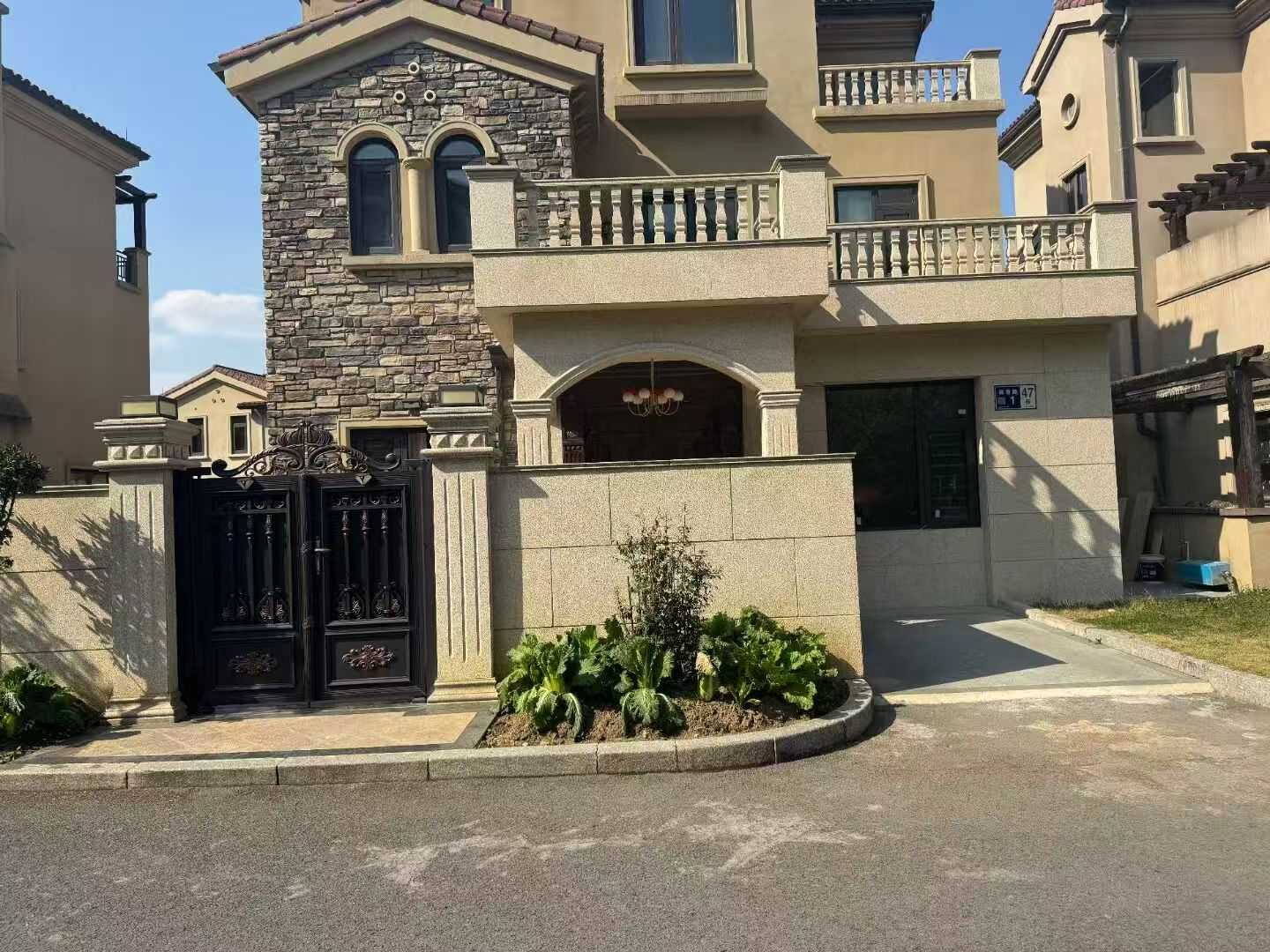 怀化黄金麻别墅干挂效果展示