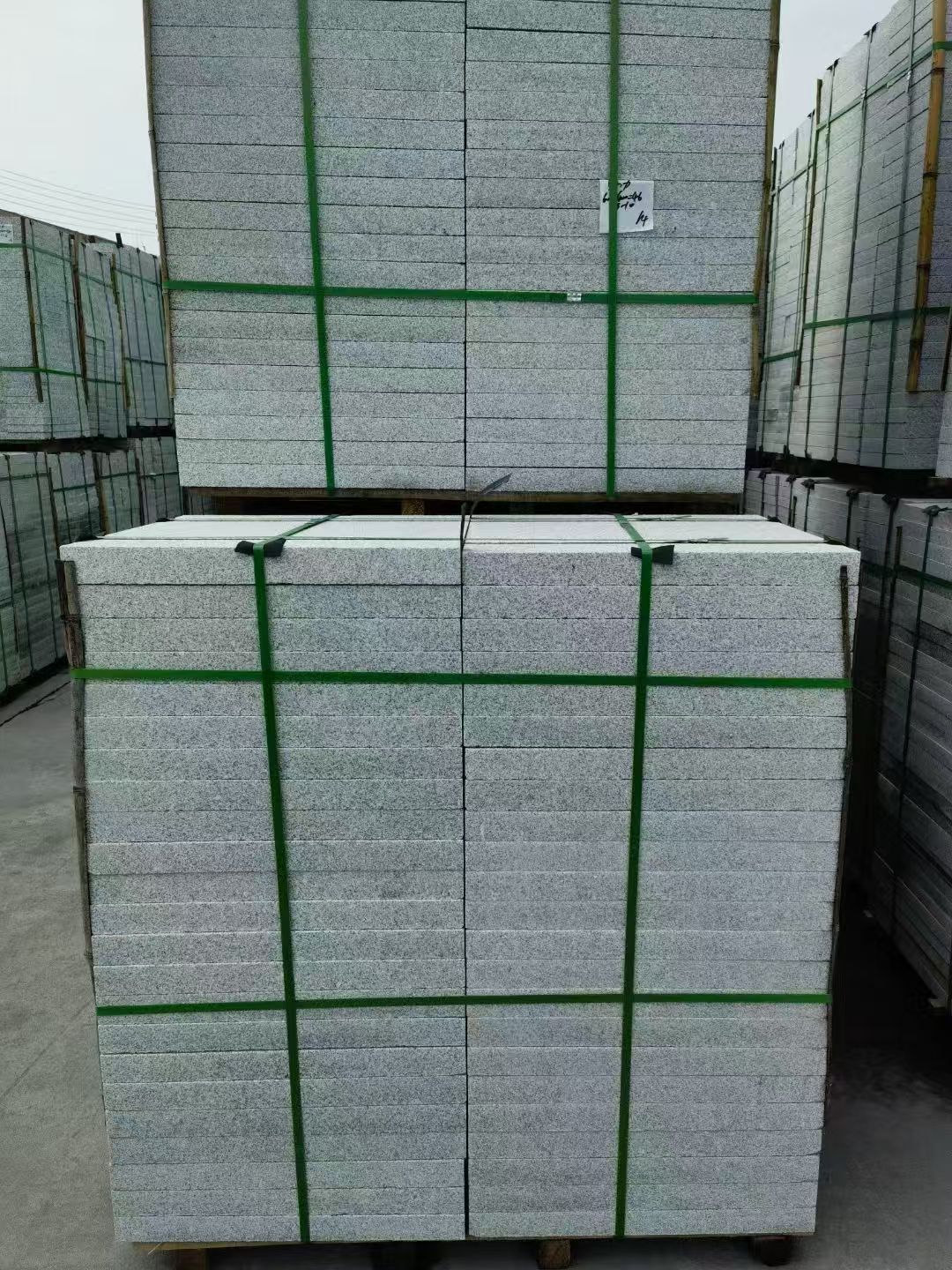 怀化 火烧面地铺石，街道广场园林市政工程板，1.8~5.0厚均有现货