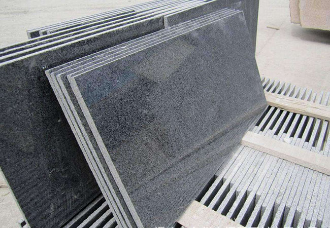 怀化芝麻黑花岗岩的特点